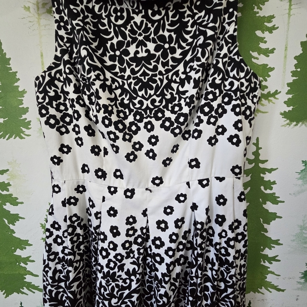 Donna Morgan Black and White Floral Dress - Picture 3 of 12